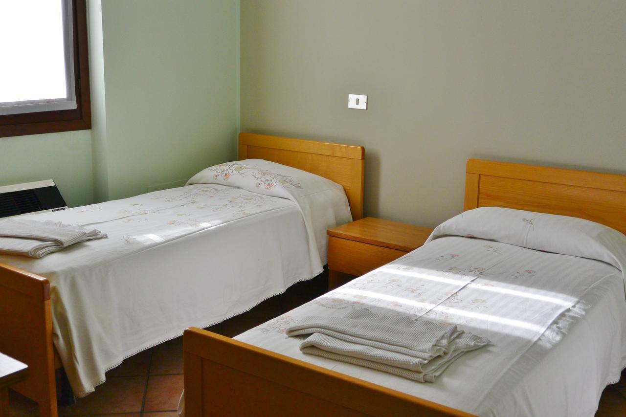 Albergo Escondido Soresina Exterior foto